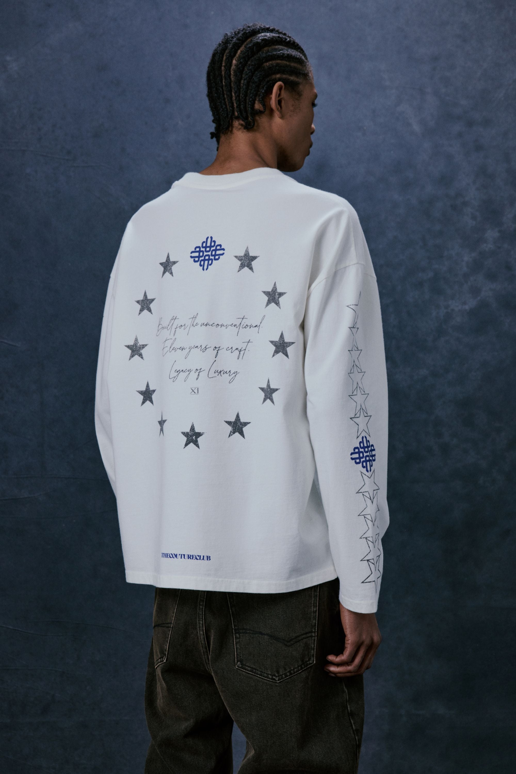 LEGACY GRAPHIC LONG SLEEVE T-SHIRT - WHITE