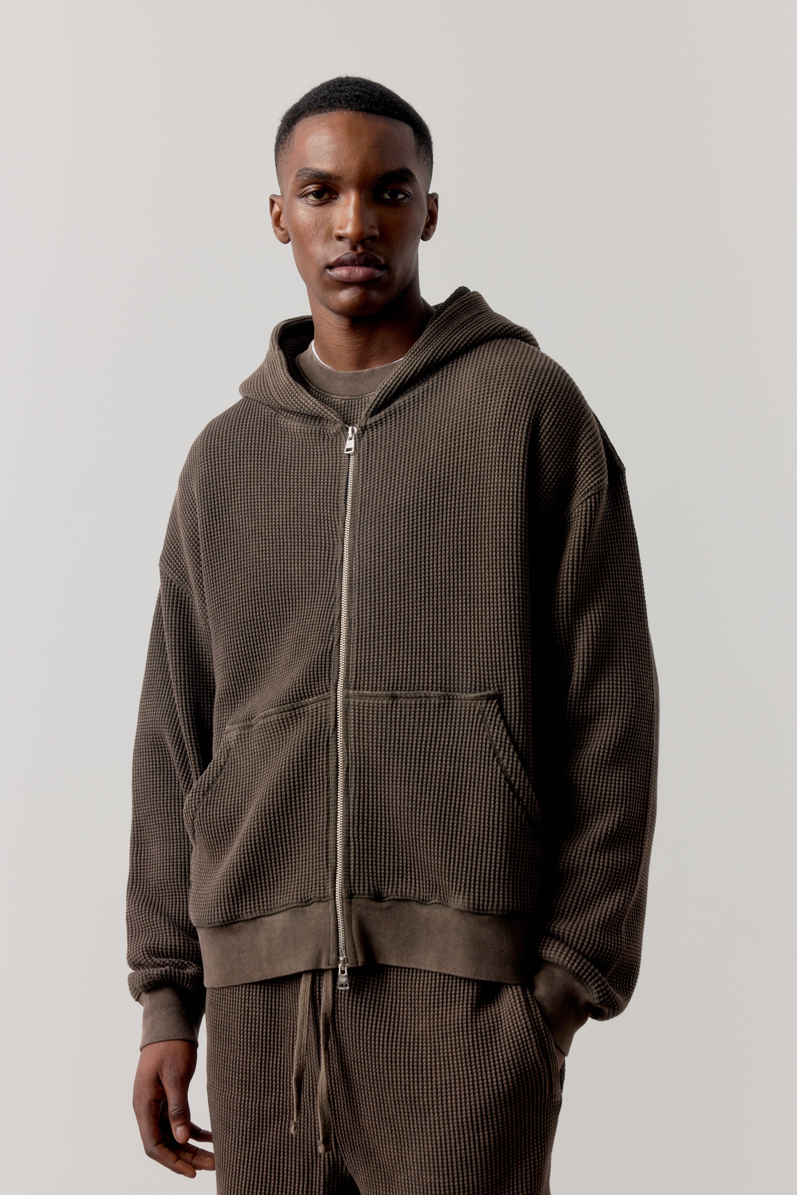 WAFFLE ZIP THROUGH HOODIE - BROWN