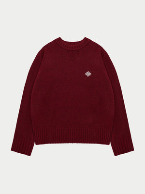 FLUFFY KNIT EMBLEM EMBROIDERED CREW - BURGUNDY