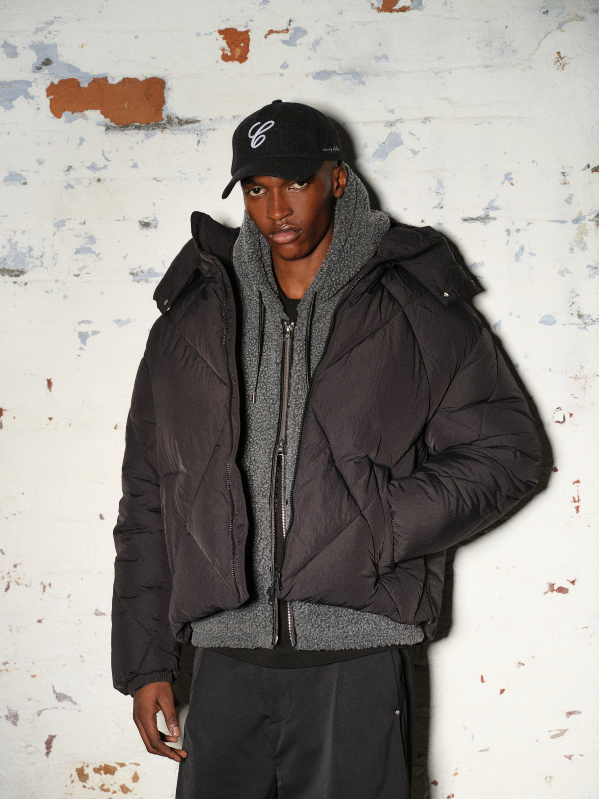 DIAMOND QUILTED PUFFER COAT - BLACK