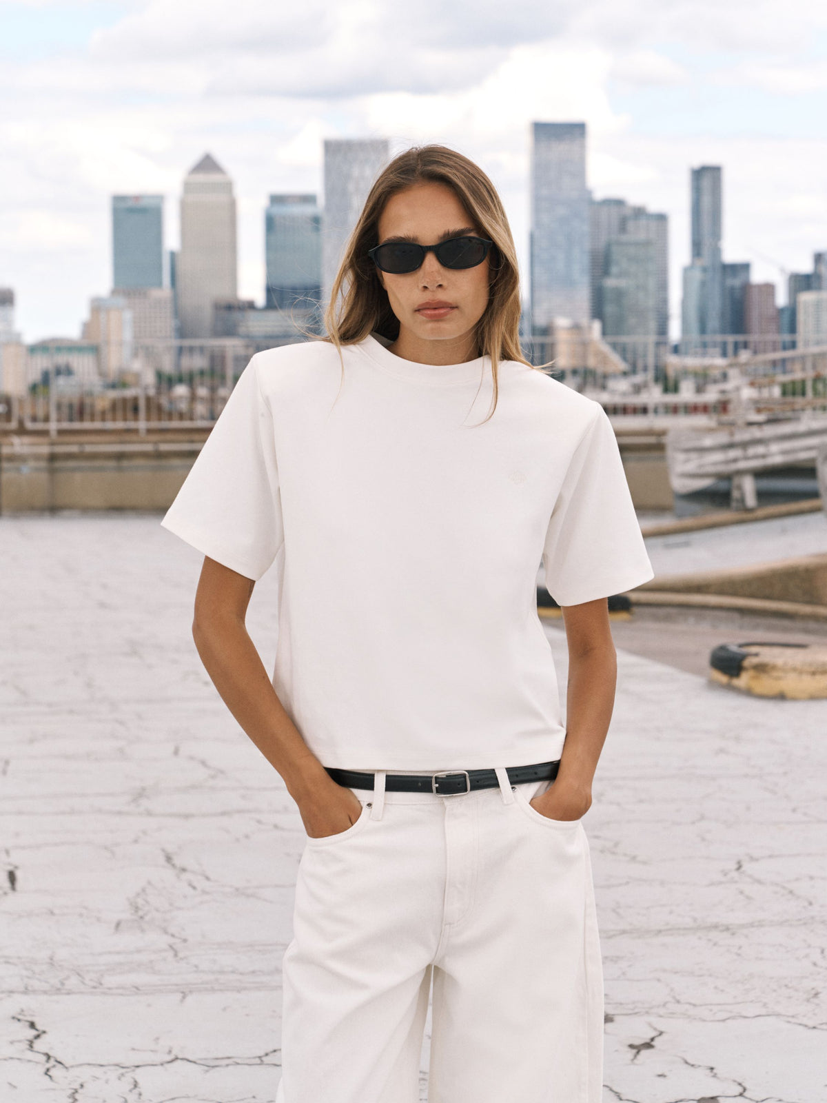 SHOULDER PAD T-SHIRT - OFF WHITE