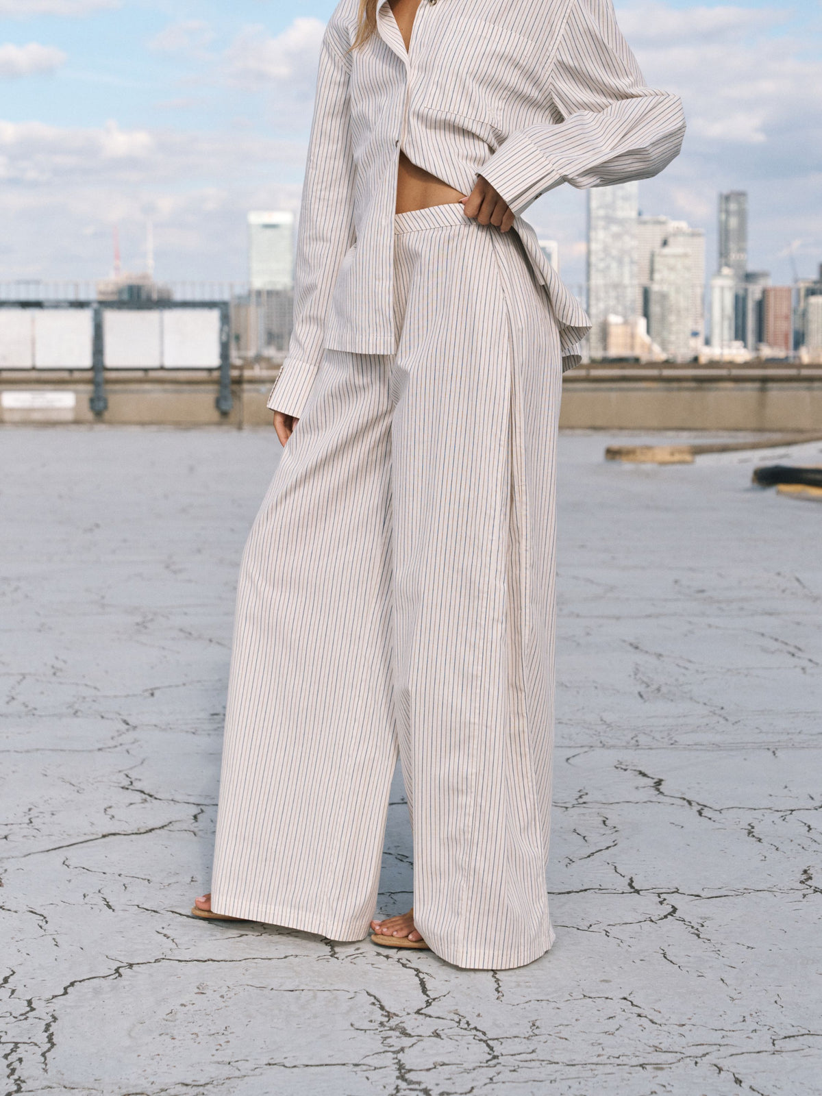 STRIPE WIDE LEG TROUSERS - OFF WHITE