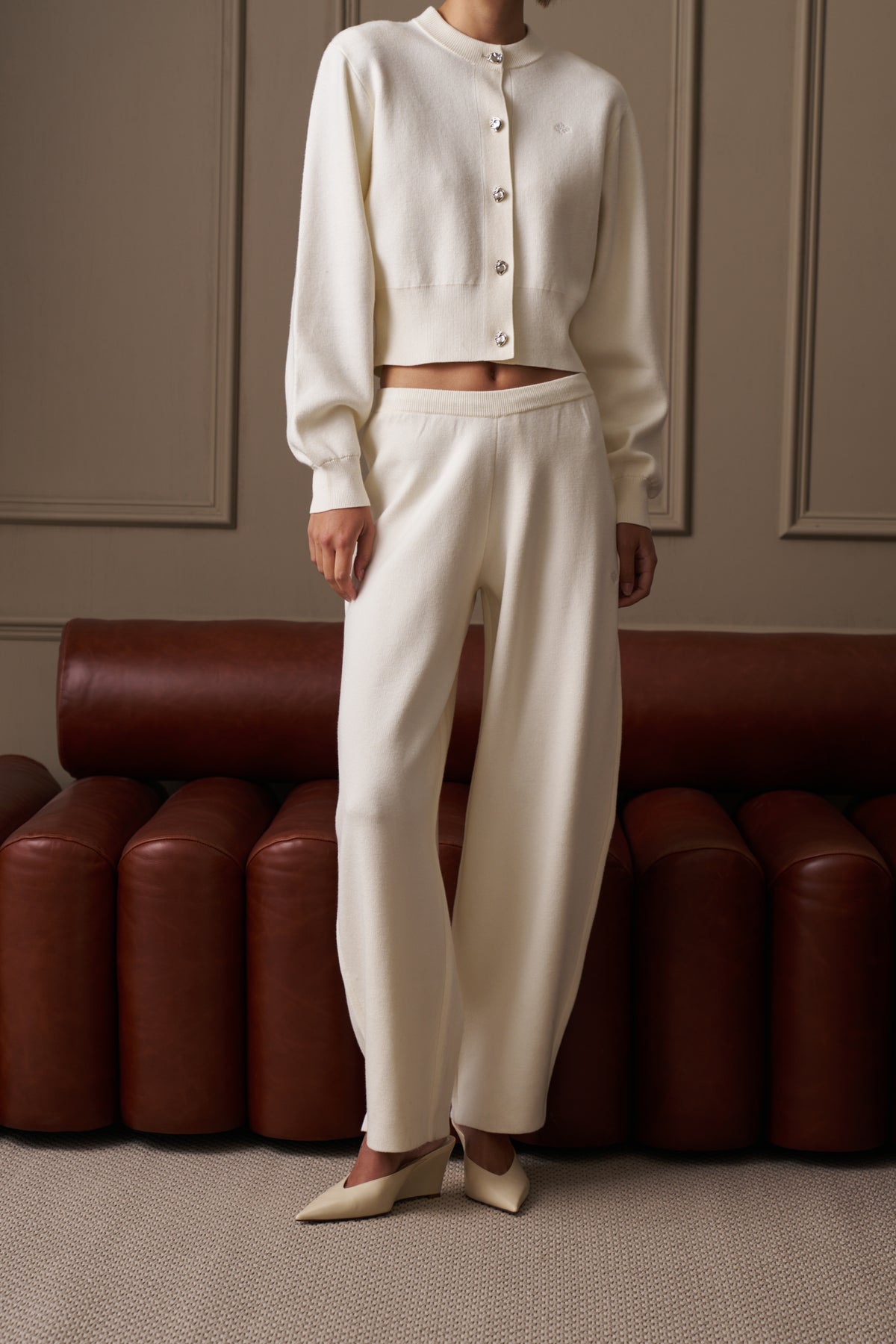 COMPACT KNIT BARREL LEG JOGGER - CREAM