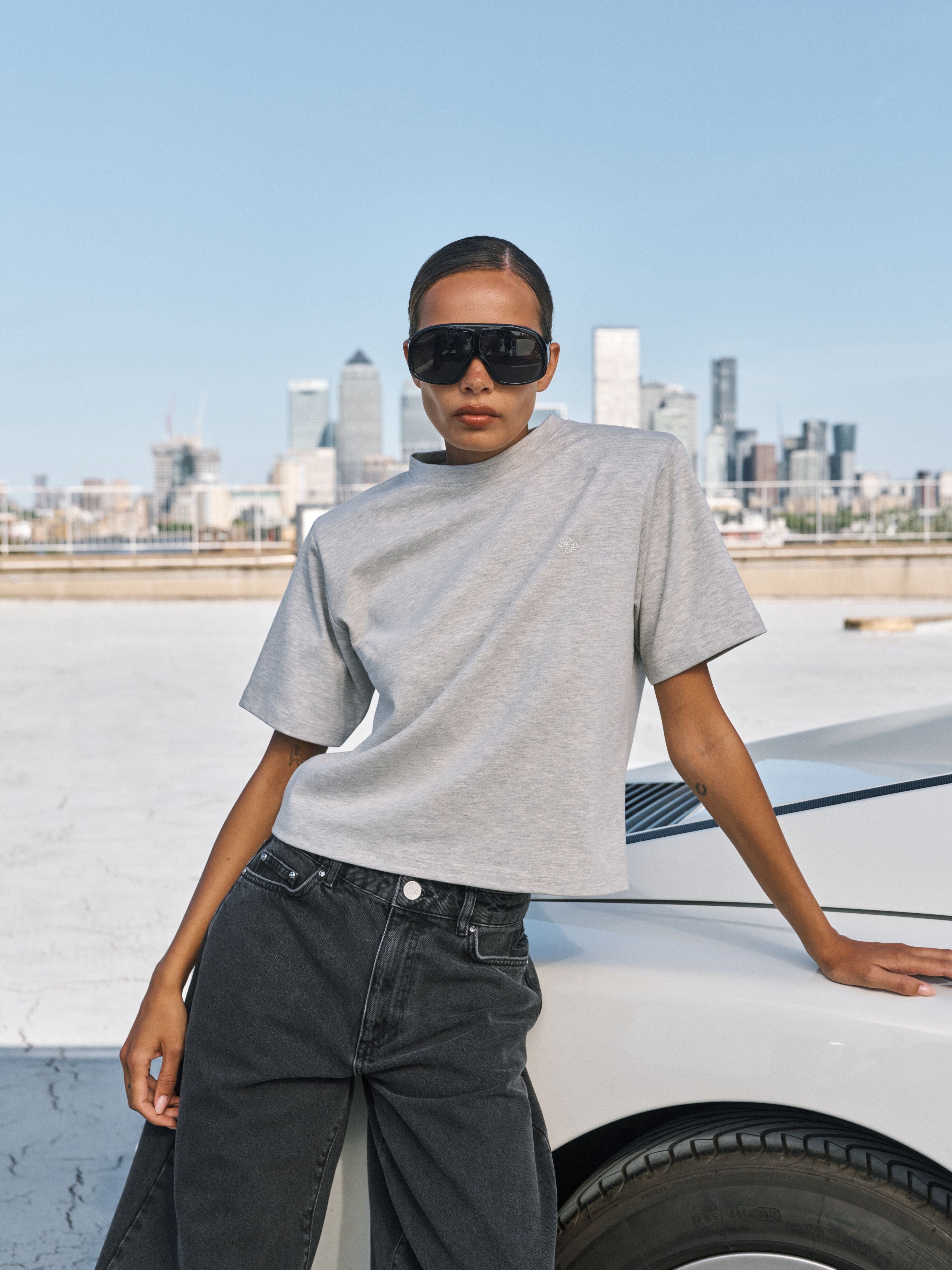 SHOULDER PAD T-SHIRT - GREY MARL