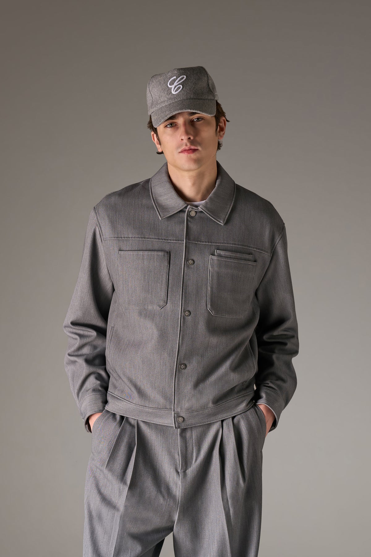 PATCH POCKET TAILORED JACKET - GREY