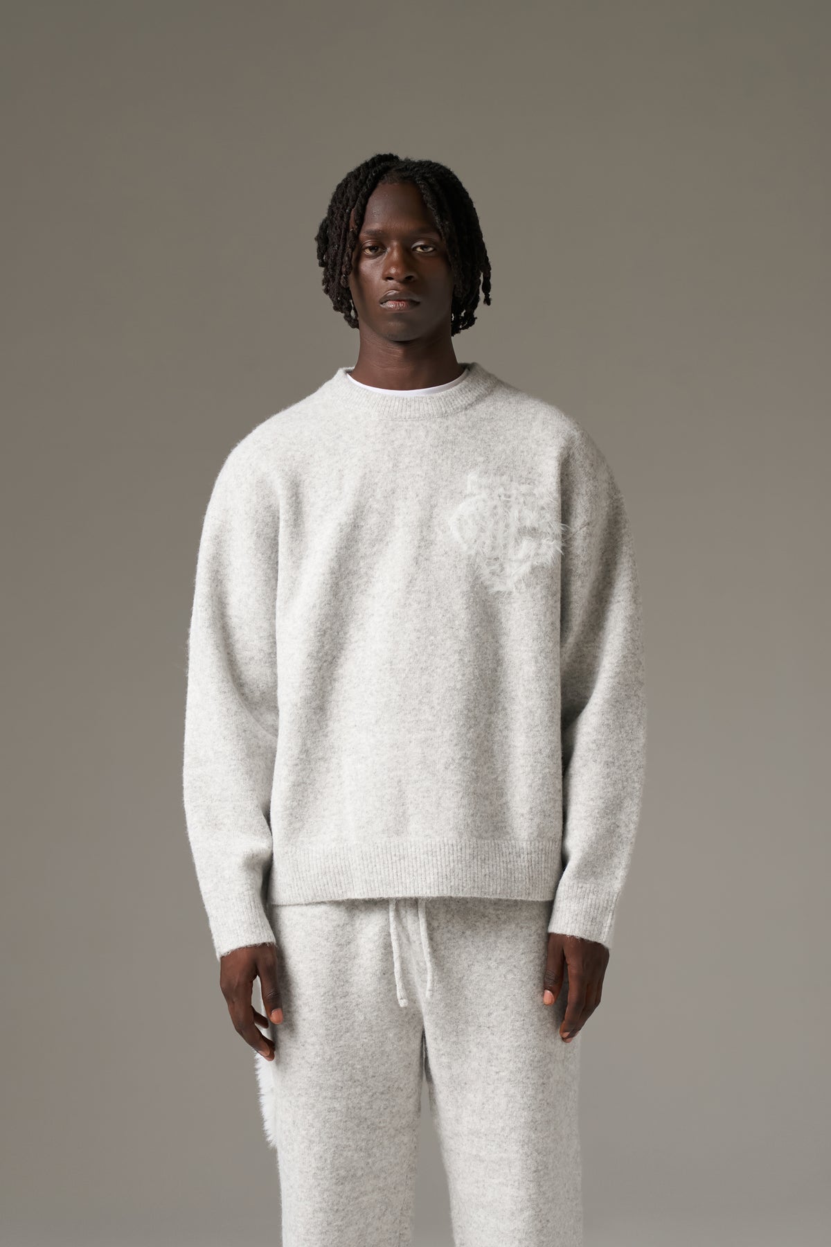 MONOGRAM FLUFFY KNIT CREW - GREY MARL