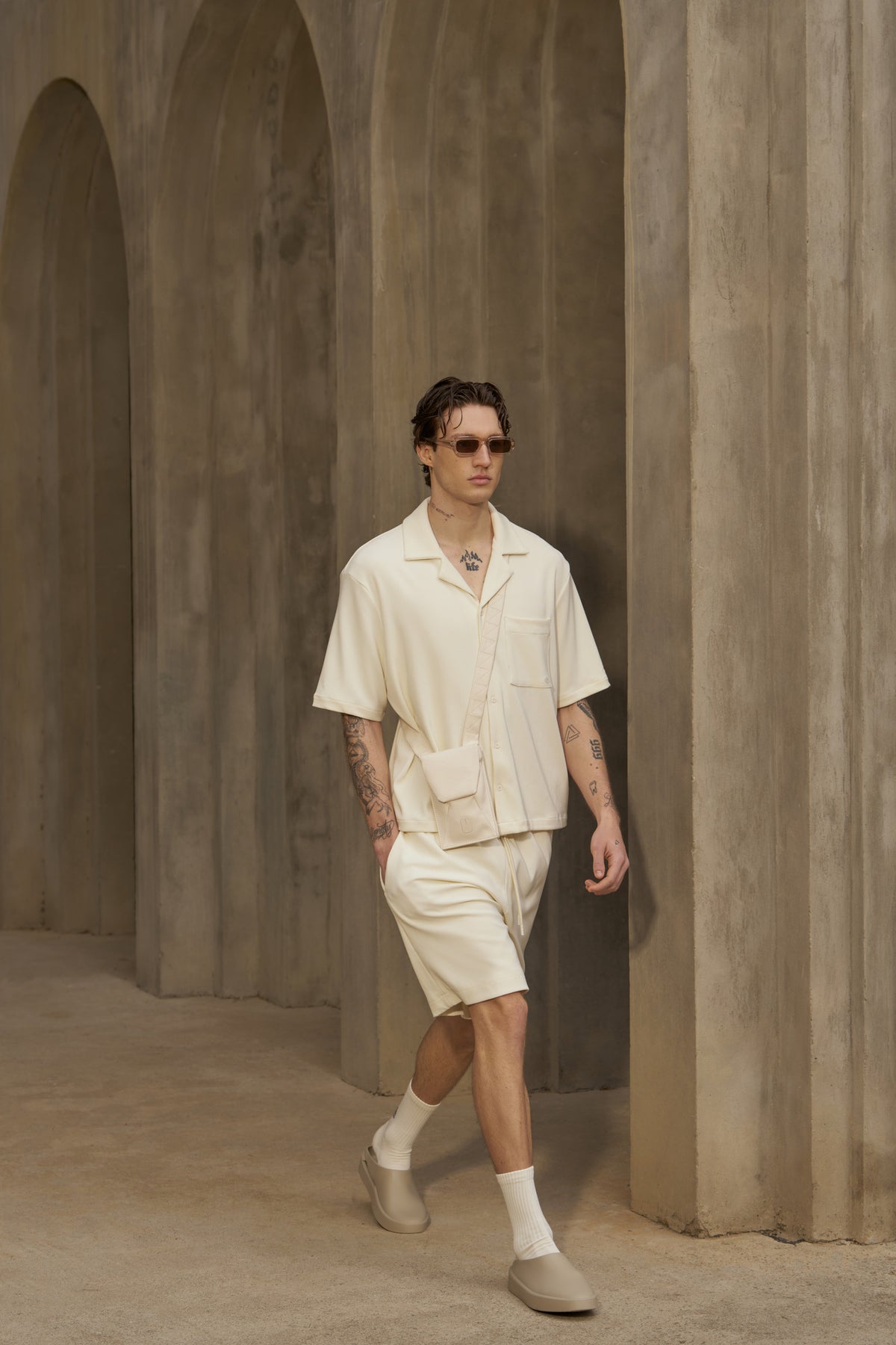 RIBBED SHORTS - OFF WHITE