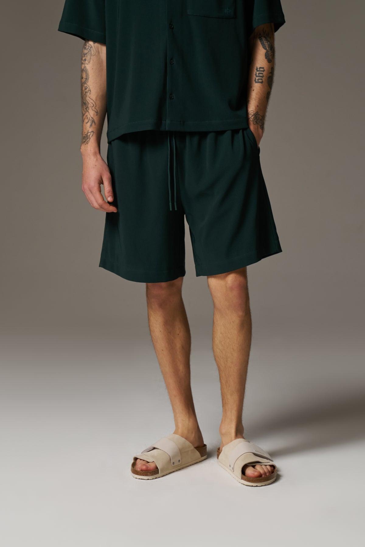 RIBBED SHORTS - GREEN