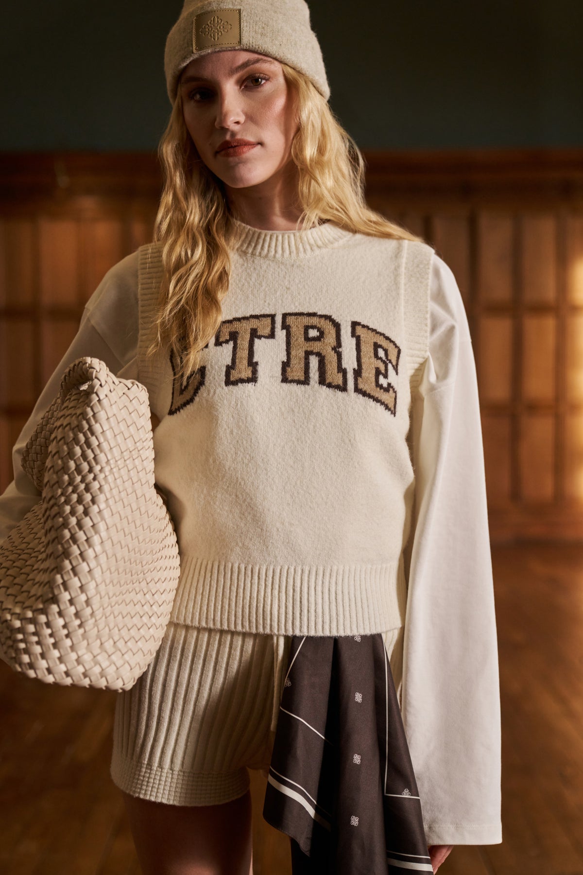 CTRE KNITTED VEST - OFF WHITE