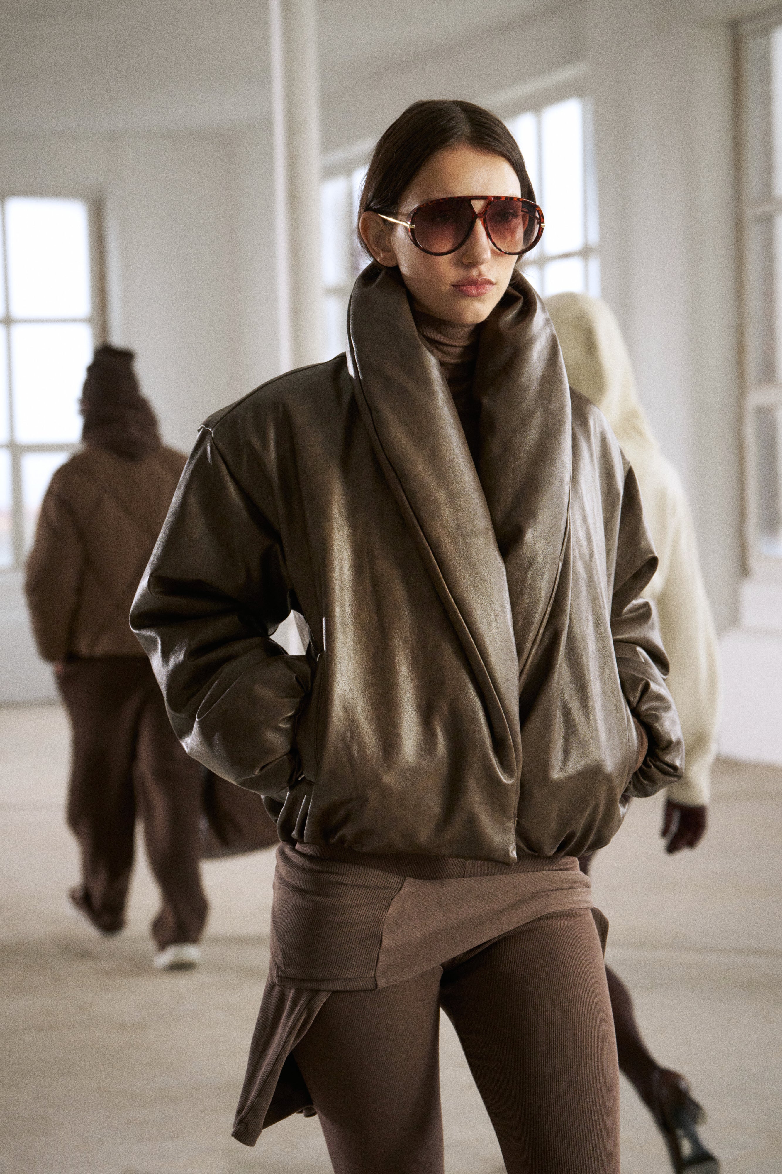 OVERSIZED COLLAR DISTRESSED FAUX LEATHER PUFFER COAT - BROWN