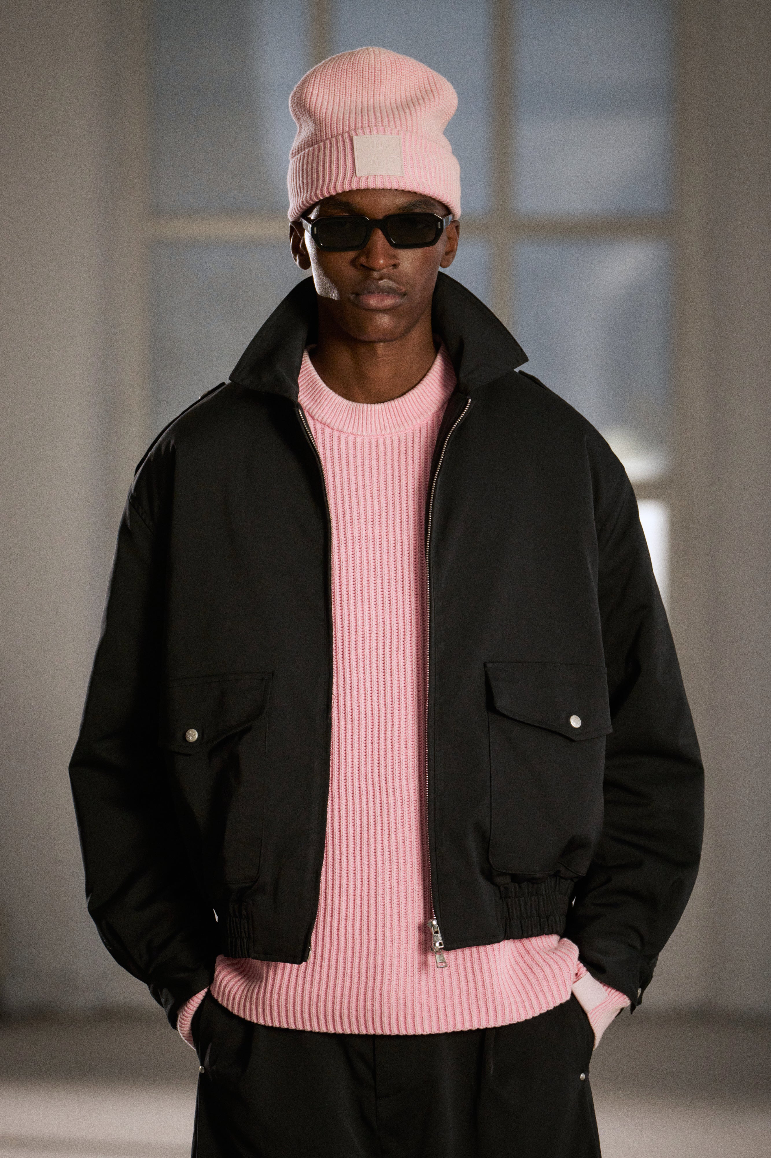 PADDED SMART FLIGHT BOMBER JACKET - BLACK