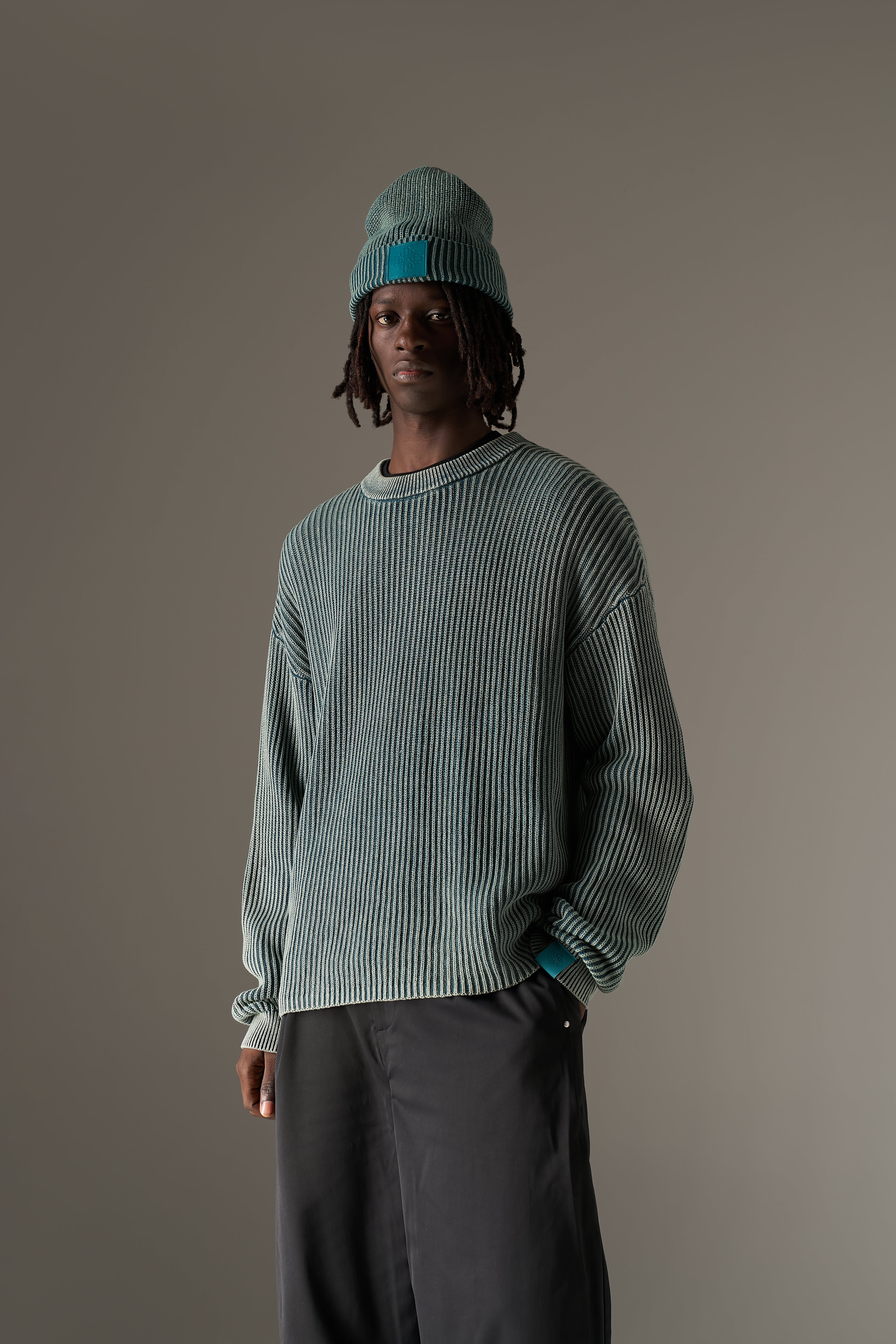 HEAVY WASHED RIBBED KNIT CREW - TEAL