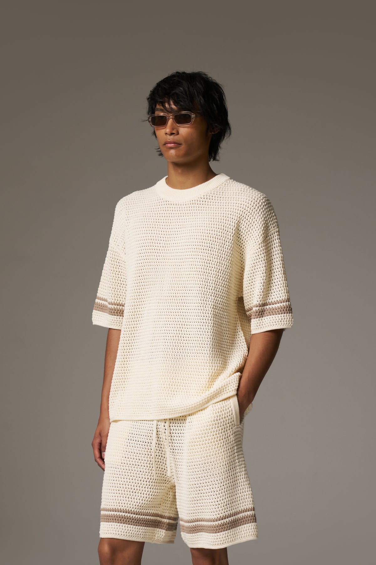 CROCHET KNITTED CONTRAST STRIPE T-SHIRT - OFF WHITE