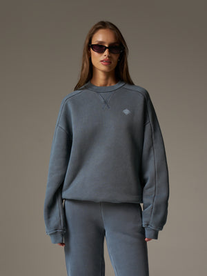 LAUNDERED CLASSICS SEAM DETAIL SWEATSHIRT - PETROL BLUE