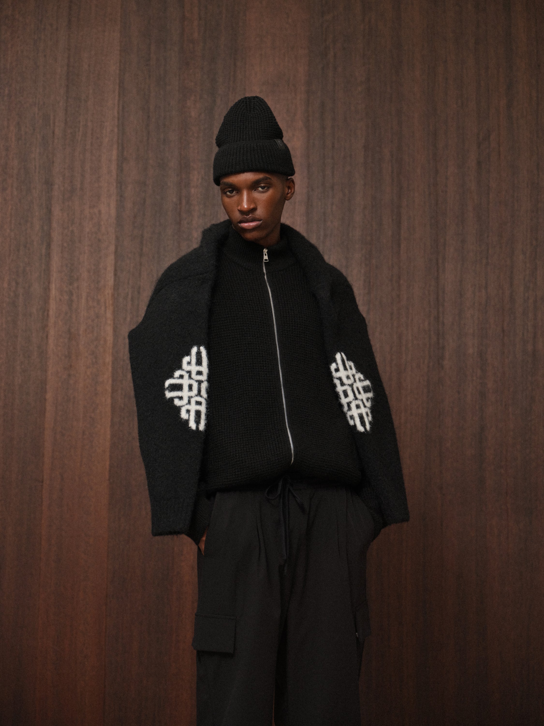 WAFFLE KNIT FUNNEL NECK ZIP THROUGH - BLACK