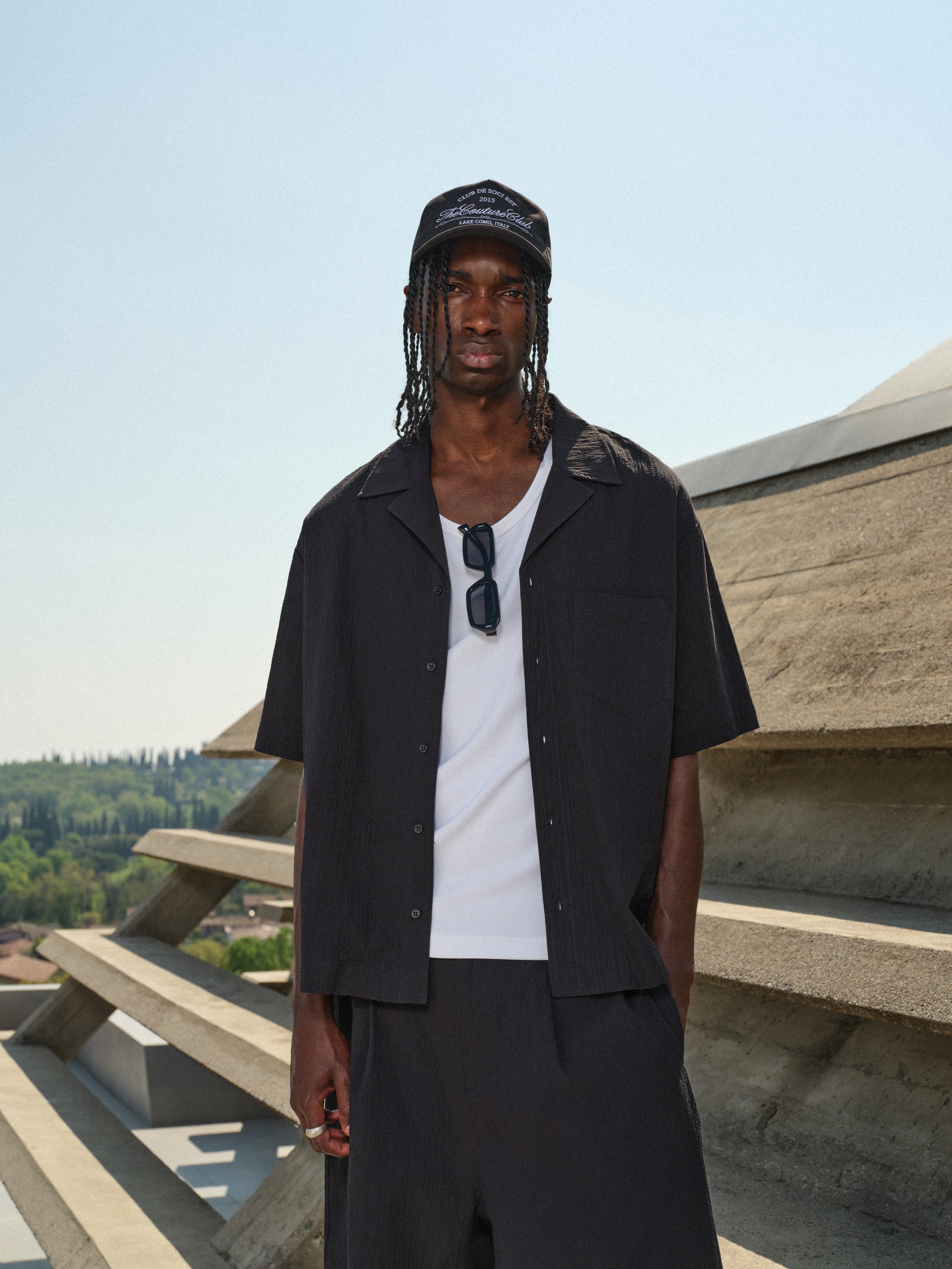 TEXTURED REVERE SHIRT - BLACK