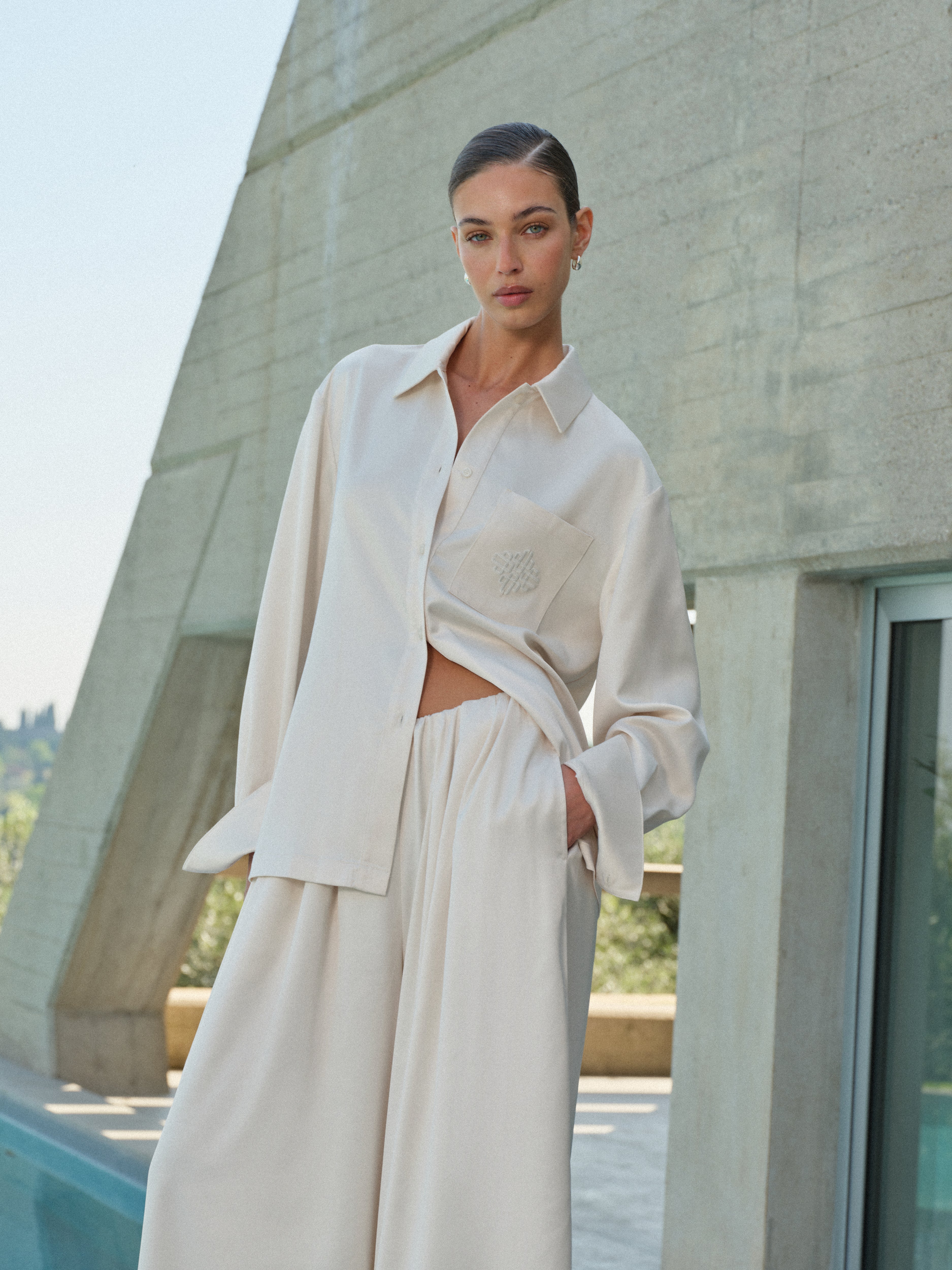 TIE BACK SATIN SHIRT - IVORY