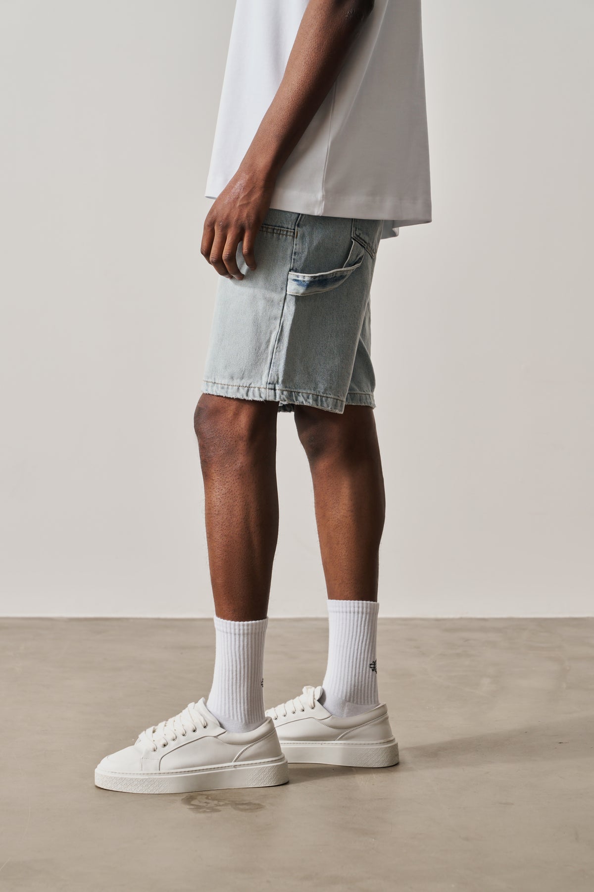 DENIM CARPENTER SHORTS - BLUE WASH