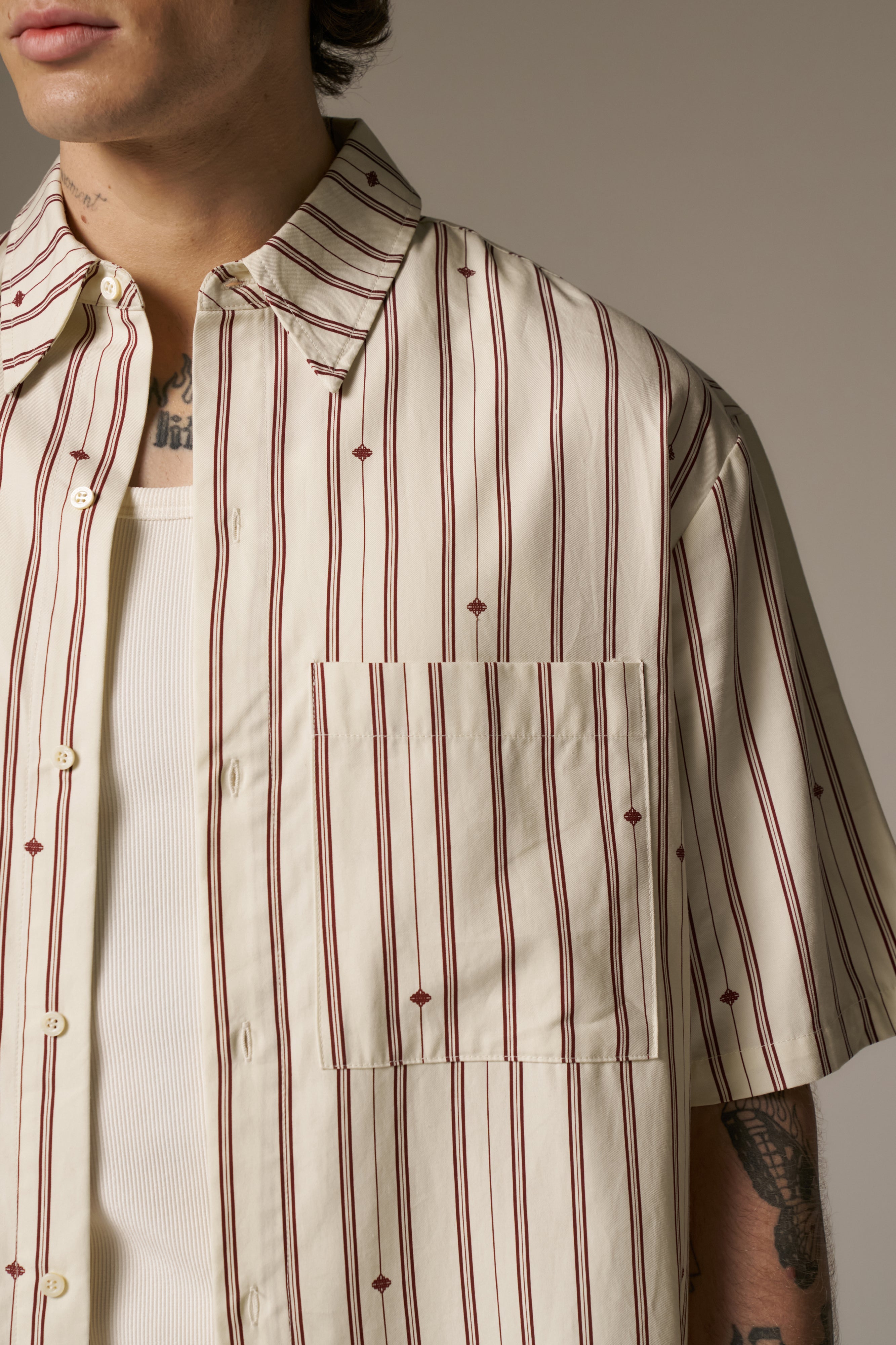 EMBLEM STRIPE SHIRT - STONE