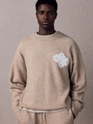 EMBLEM FLUFFY KNIT CREW - BEIGE
