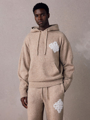 EMBLEM FLUFFY KNIT HOODIE - BEIGE