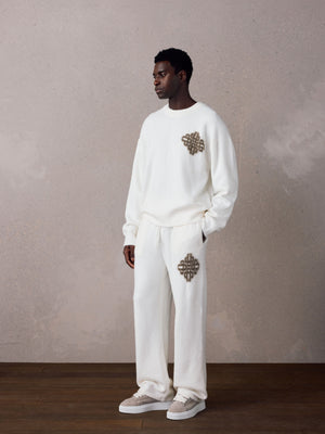 EMBLEM FLUFFY KNIT CREW - OFF WHITE