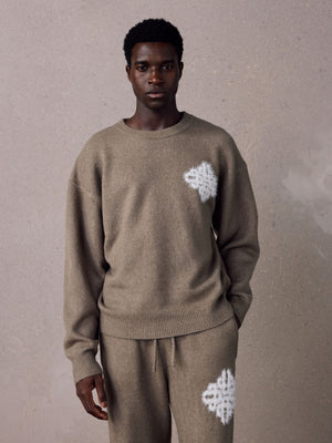 EMBLEM FLUFFY KNIT CREW - MUSHROOM