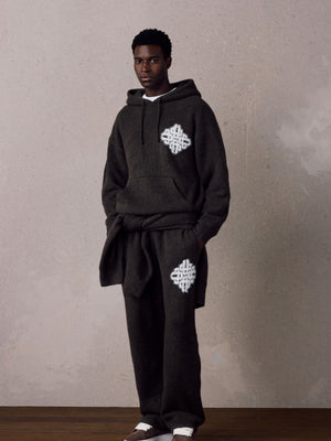 EMBLEM FLUFFY KNIT JOGGERS - BROWN