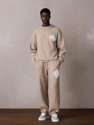 EMBLEM FLUFFY KNIT CREW - BEIGE