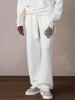 EMBLEM FLUFFY KNIT JOGGERS - OFF WHITE