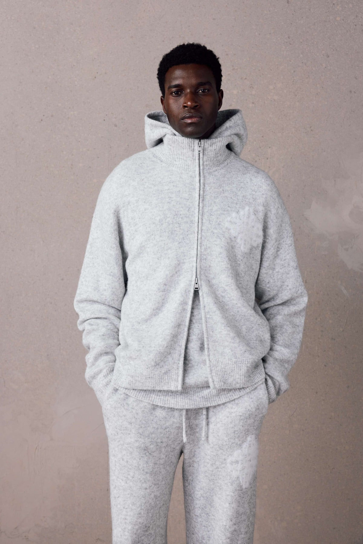 EMBLEM FLUFFY KNIT FUNNEL NECK - GREY MARL