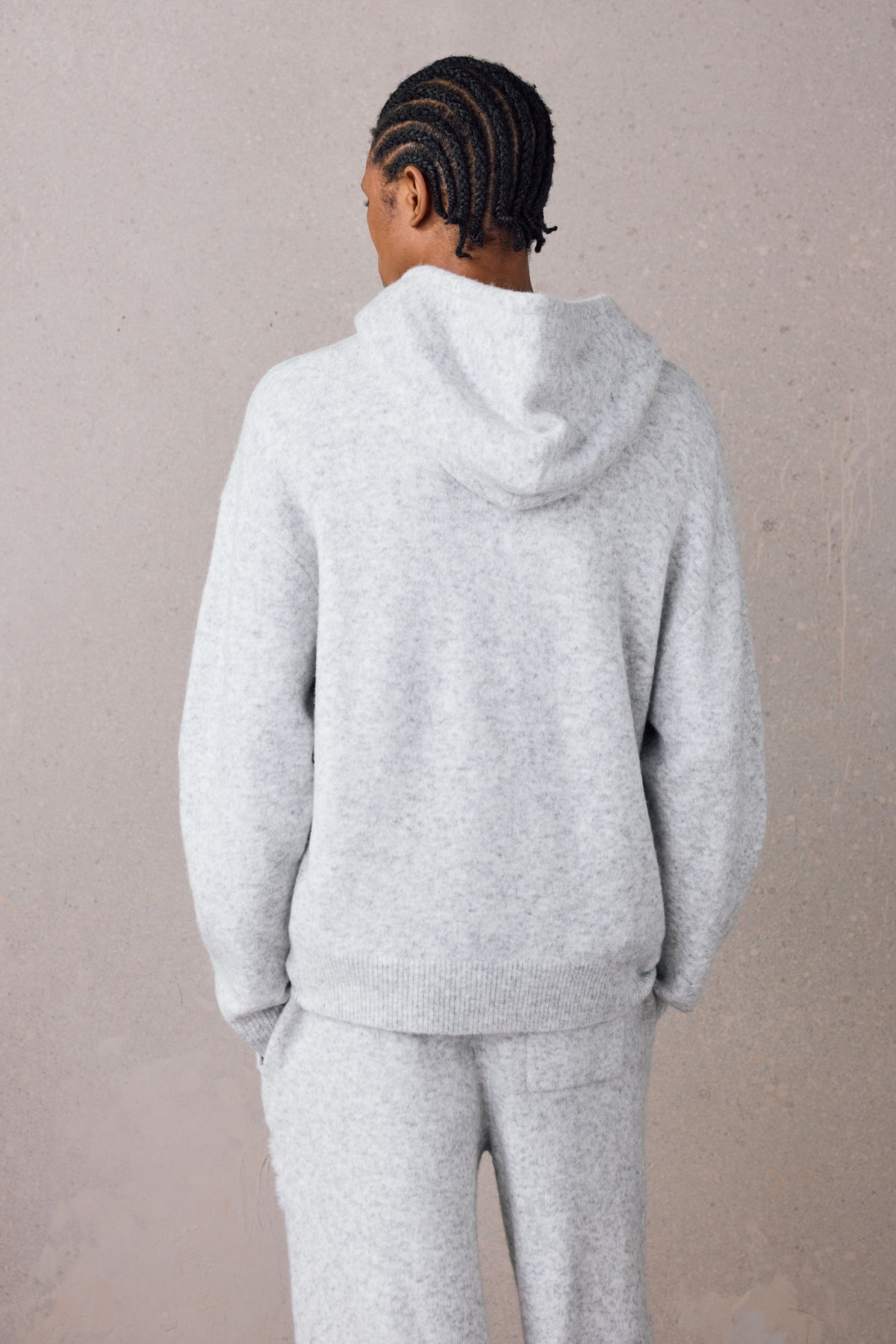 EMBLEM FLUFFY KNIT HOODIE - GREY MARL