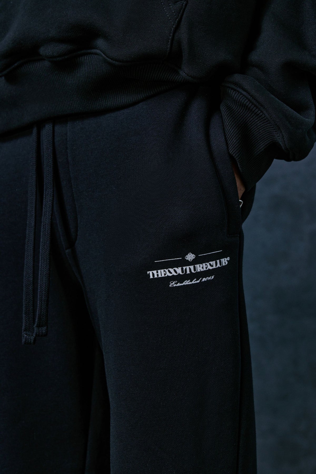 COPYRIGHT MULTI GRAPHIC JOGGERS - BLACK