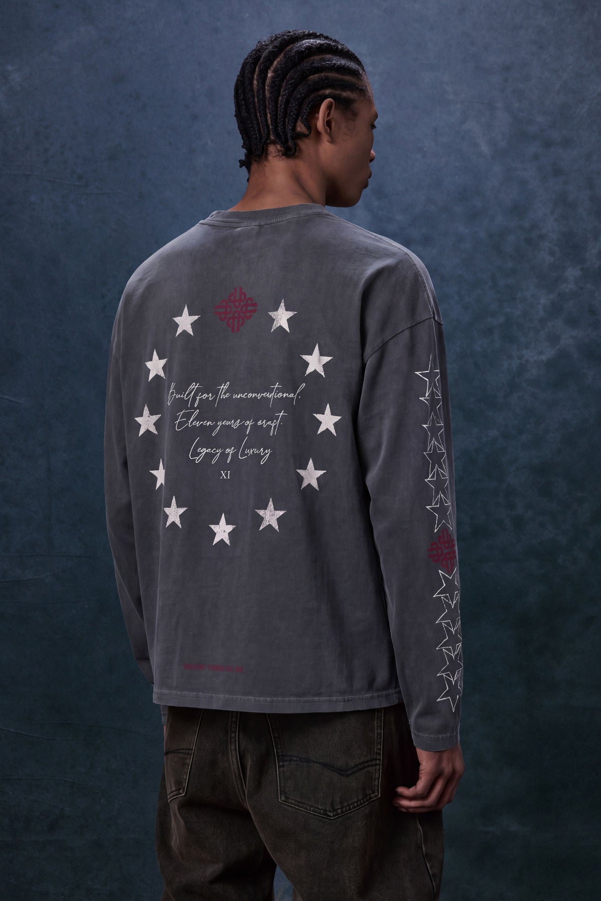 LEGACY GRAPHIC LONG SLEEVE T-SHIRT - WASHED BLACK