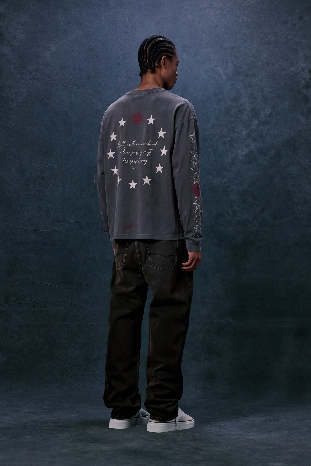 LEGACY GRAPHIC LONG SLEEVE T-SHIRT - WASHED BLACK