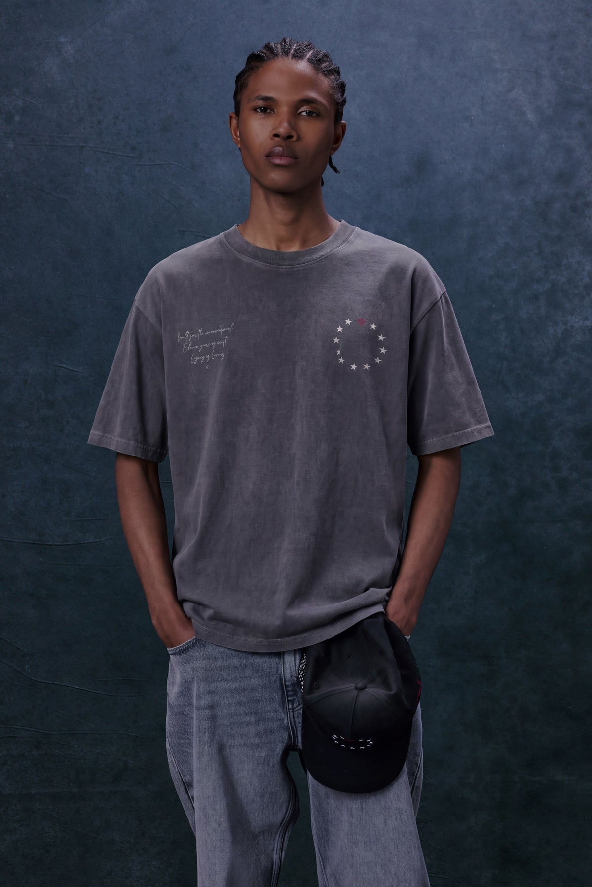 LEGACY GRAPHIC T-SHIRT - WASHED BLACK