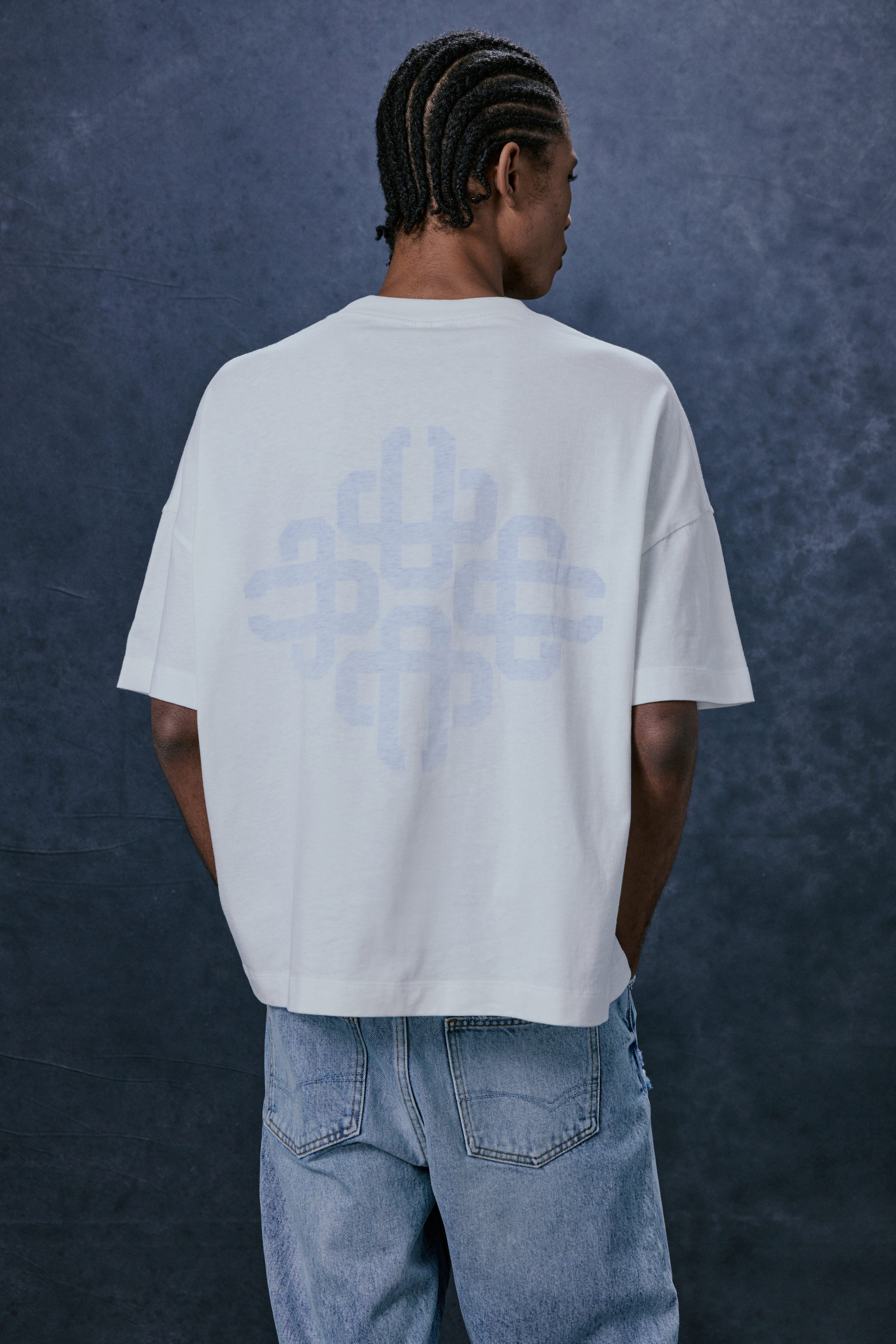 EMBLEM REVERSE PRINT T-SHIRT - BLUE