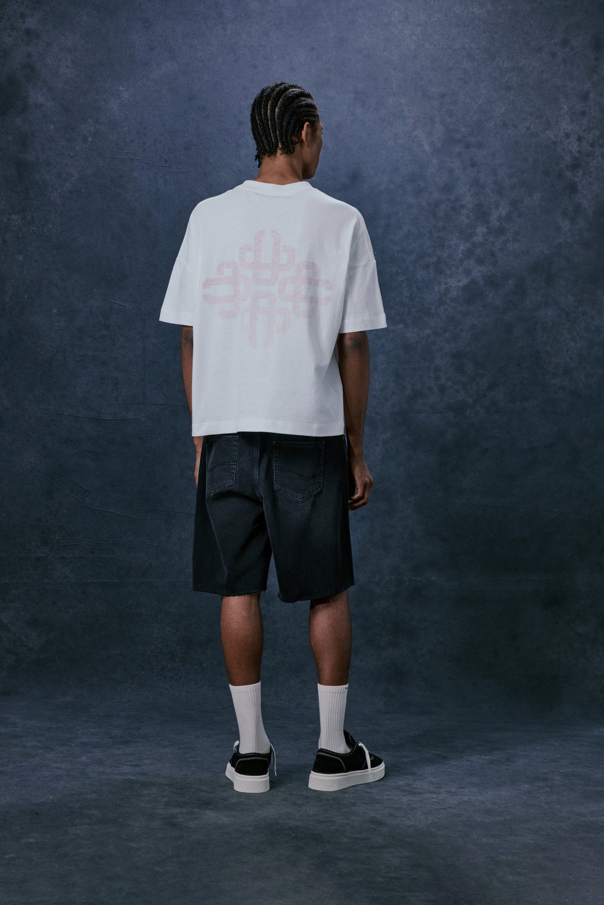 EMBLEM REVERSE PRINT T-SHIRT - RED