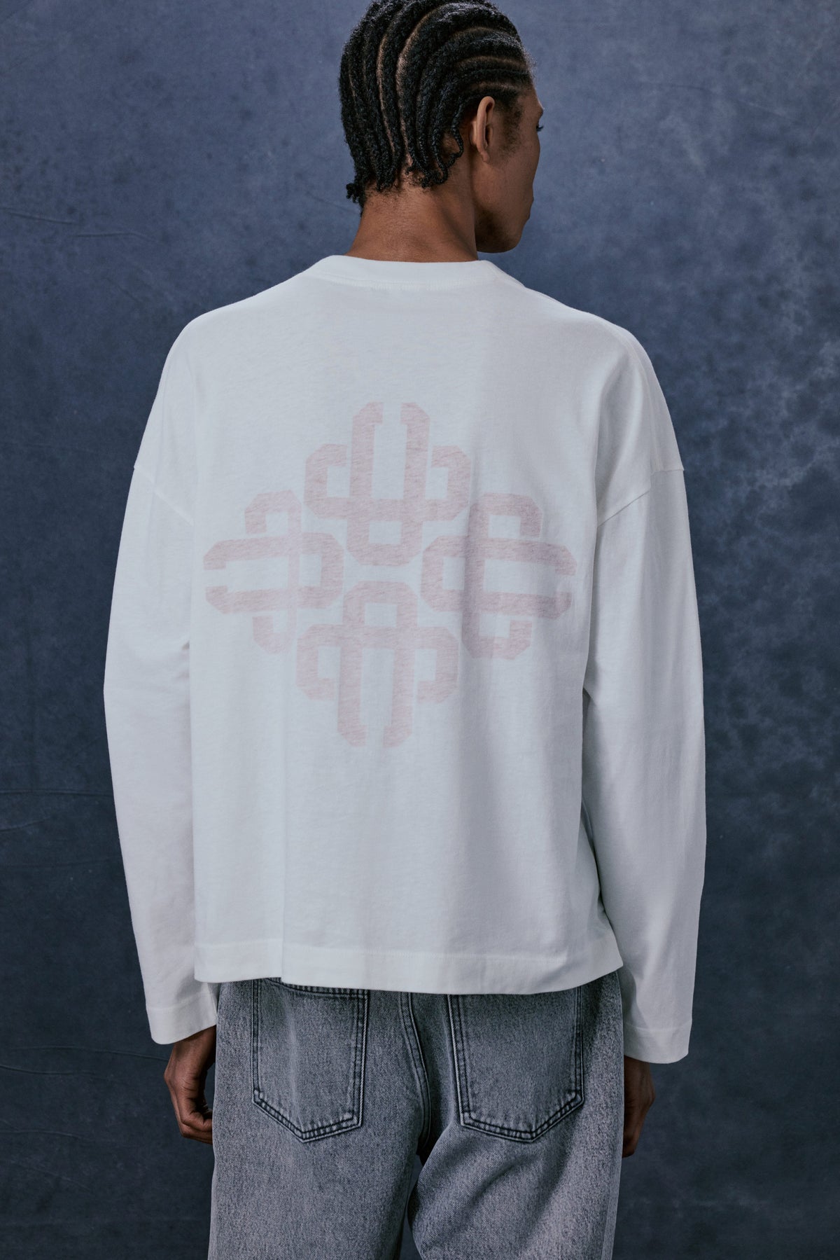 EMBLEM REVERSE PRINT LONG SLEEVE T-SHIRT - RED