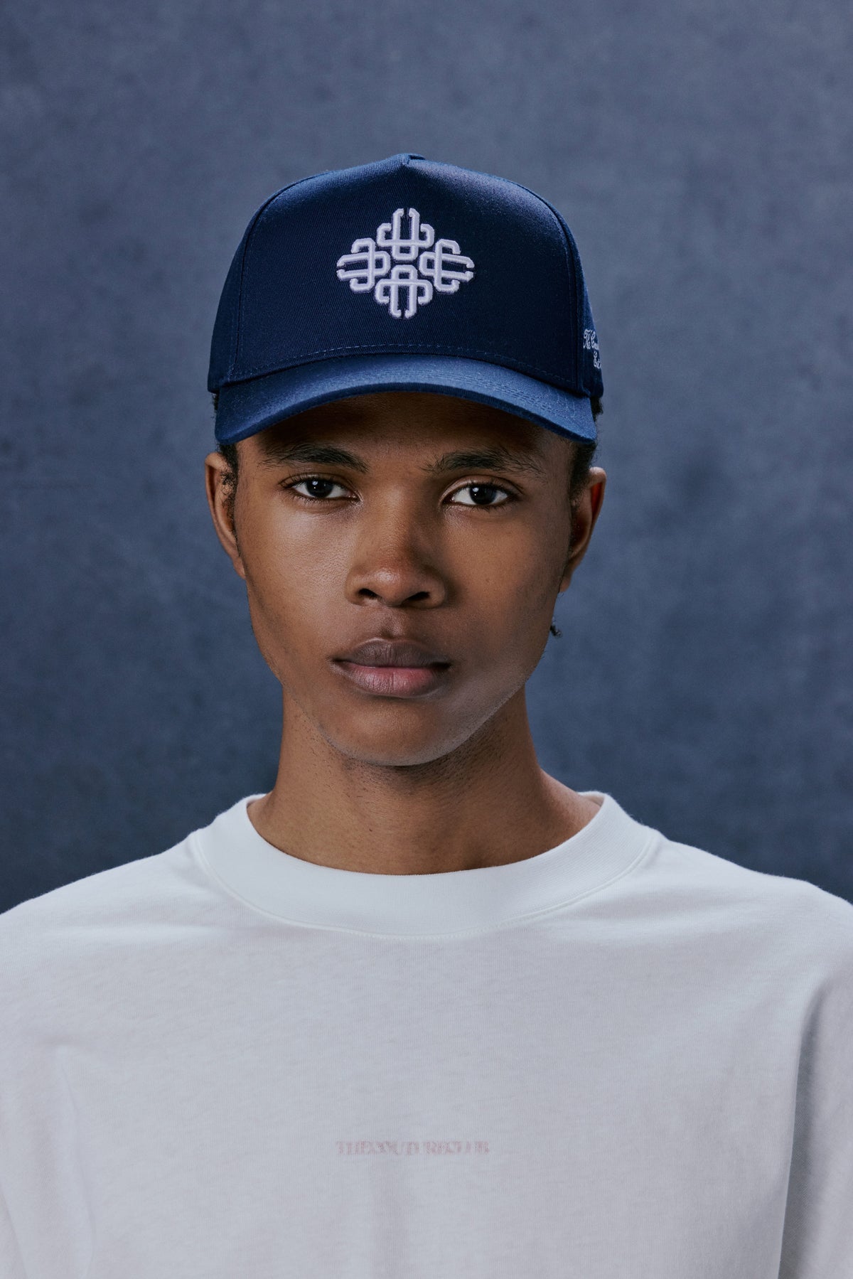 EMBLEM EMBROIDERY CAP - NAVY