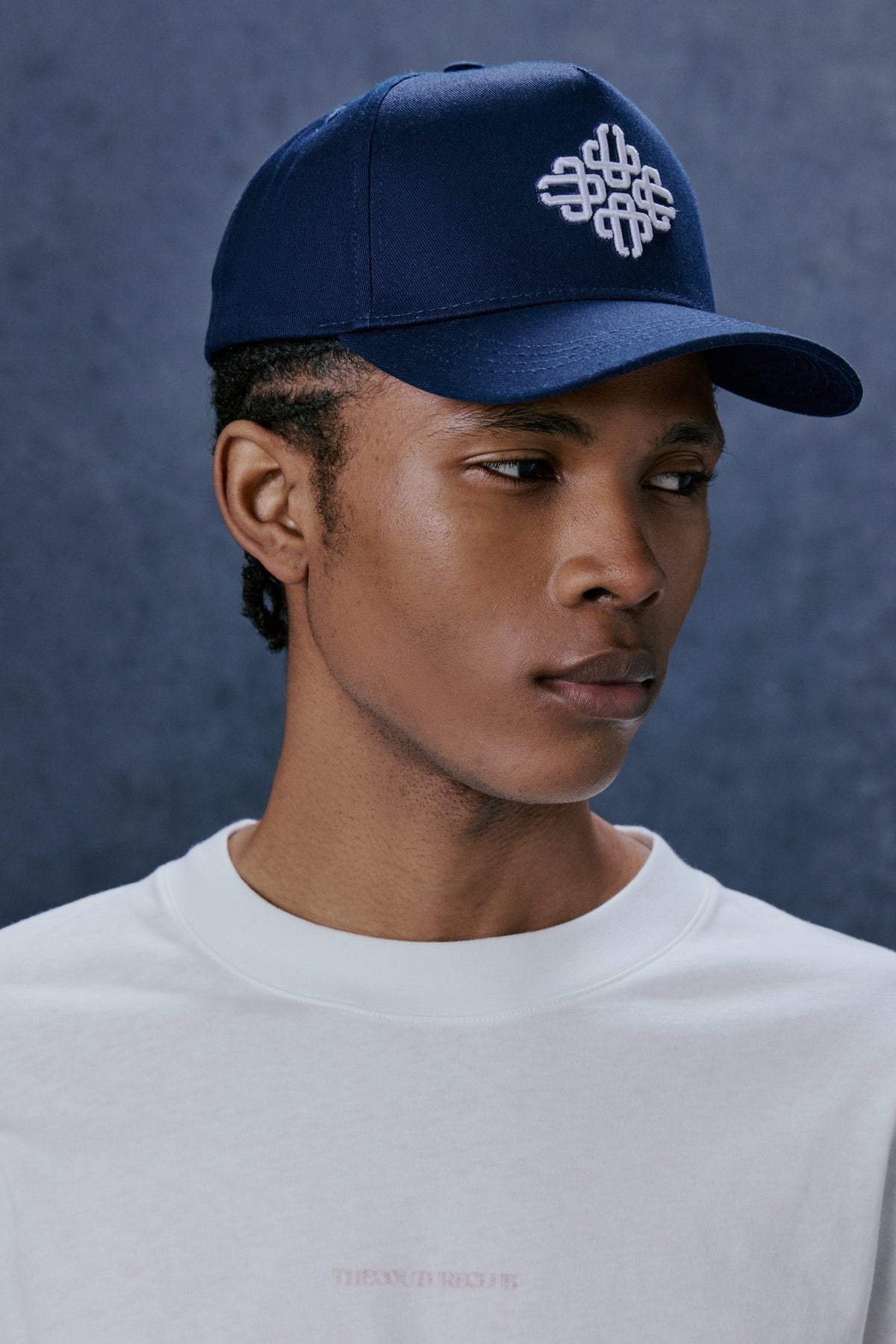 EMBLEM EMBROIDERY CAP - NAVY
