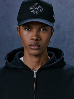 EMBLEM EMBROIDERY CAP - BLACK/WHITE