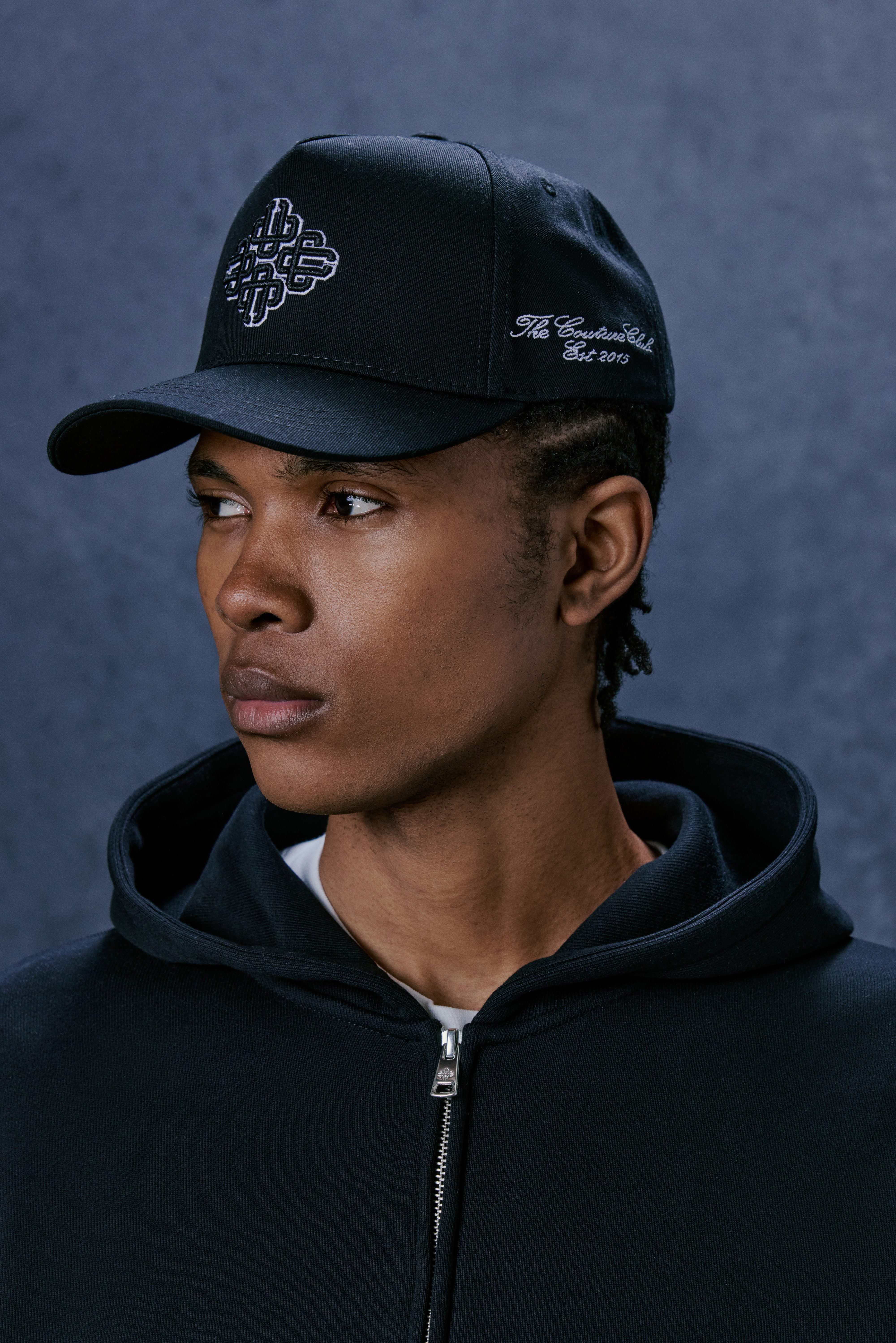 EMBLEM EMBROIDERY CAP - BLACK/WHITE
