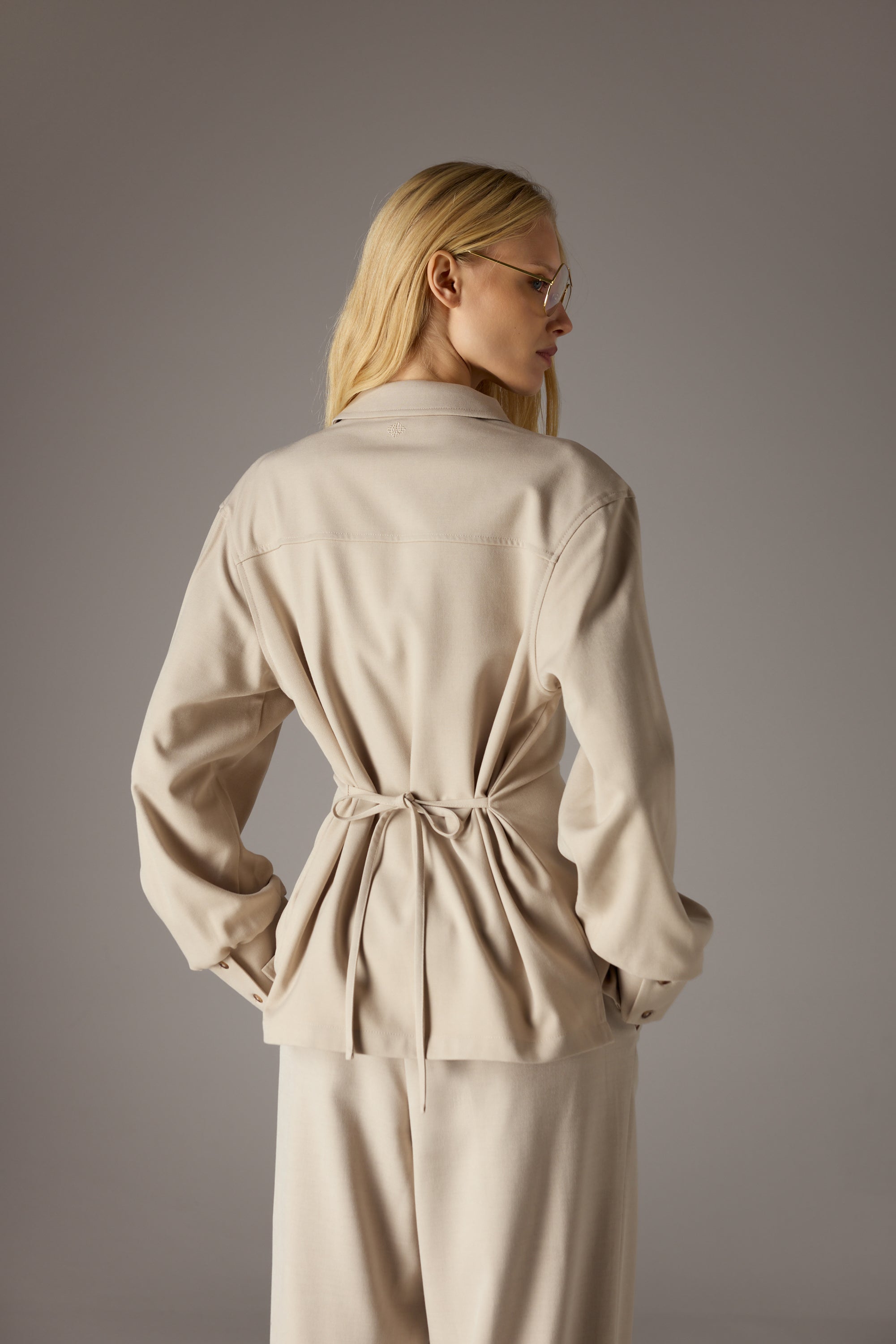 TAILORED SHOULDER PADDED SHIRT - BEIGE