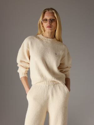 EMBLEM EMBROIDERED KNITTED CREW - BUTTERMILK