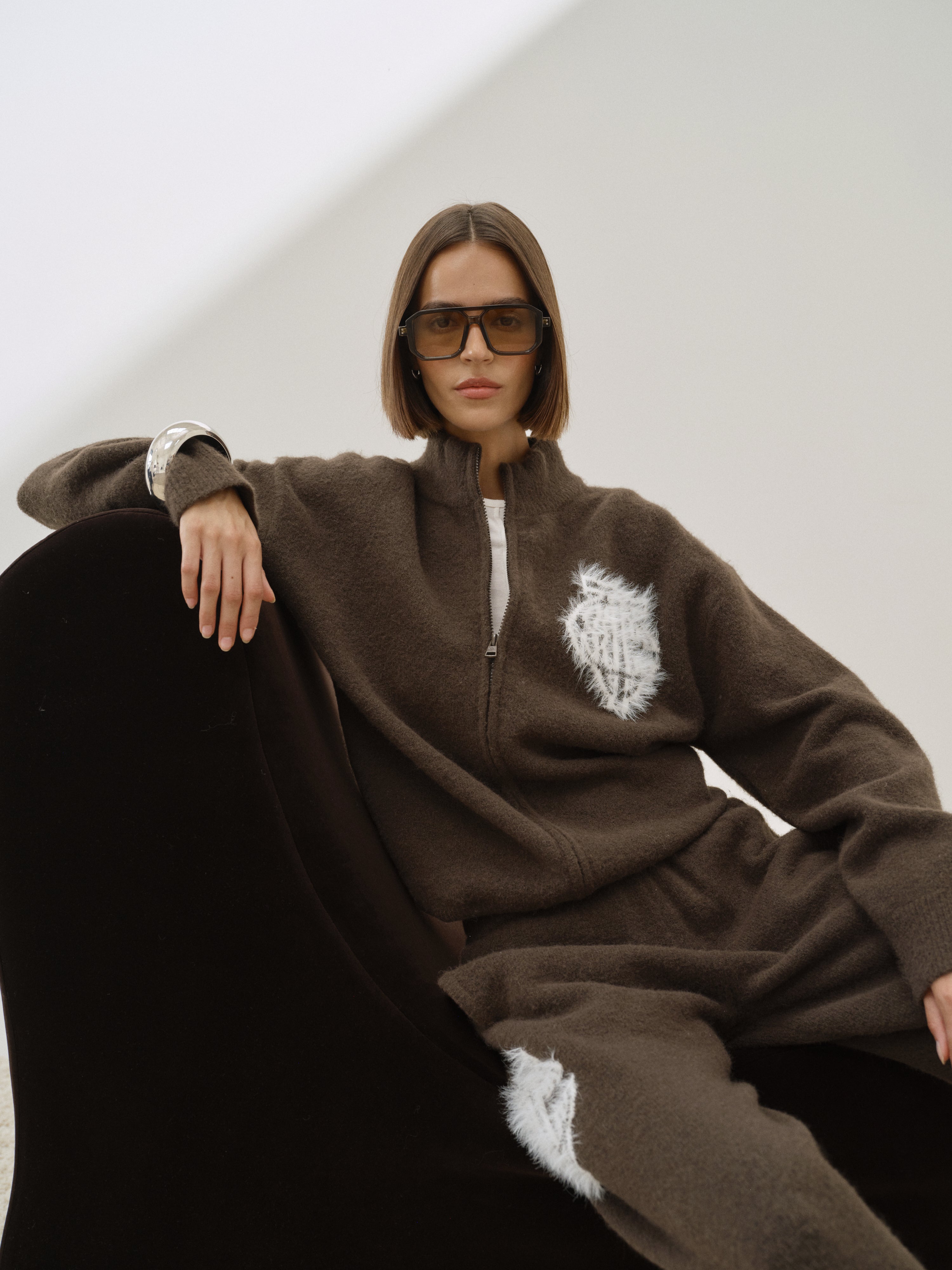 MONOGRAM FLUFFY KNIT ZIP THROUGH - BROWN