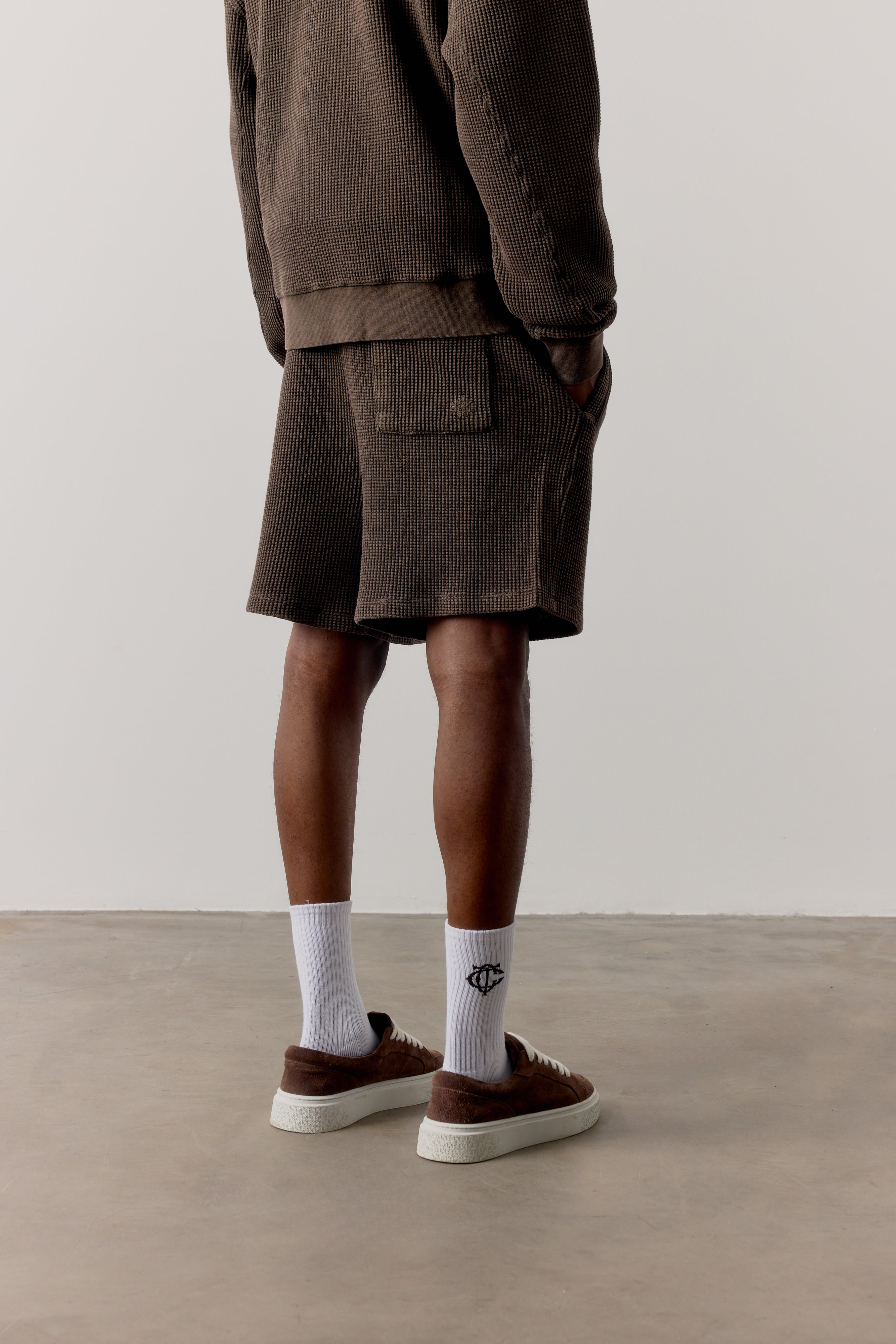 WAFFLE SHORTS - BROWN