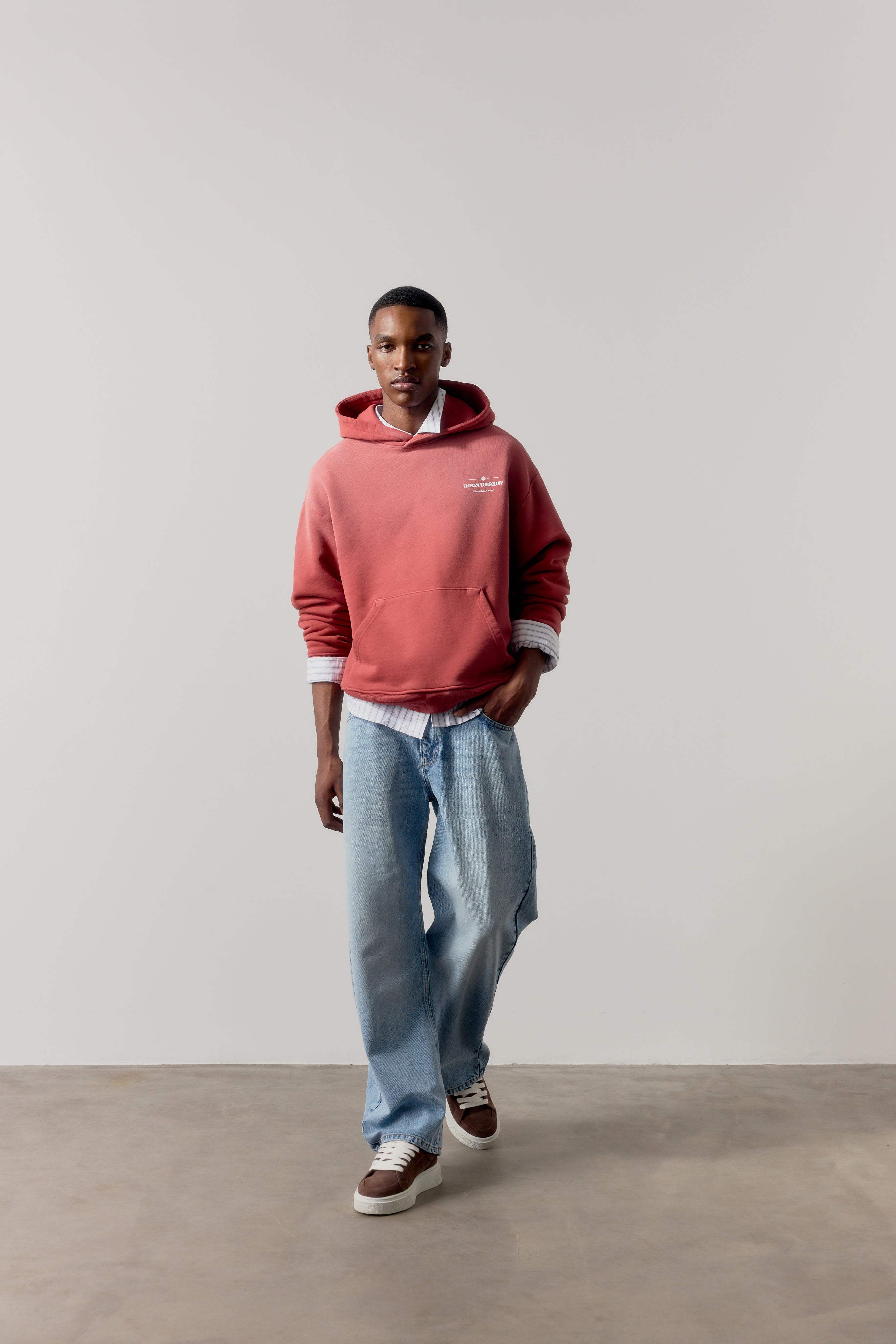 SKATER JEANS - MID STONE WASH