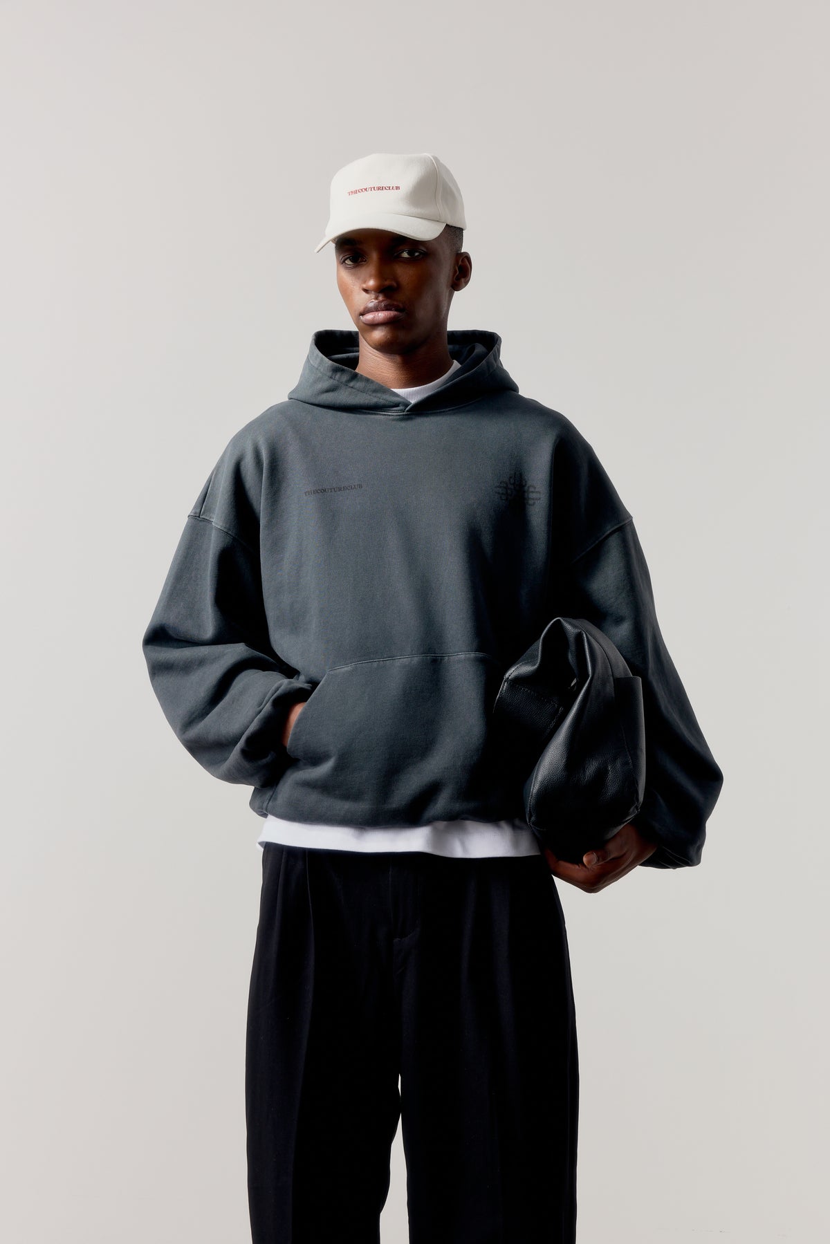 DOUBLE LAYER WASHED EMBLEM HOODIE - BLACK