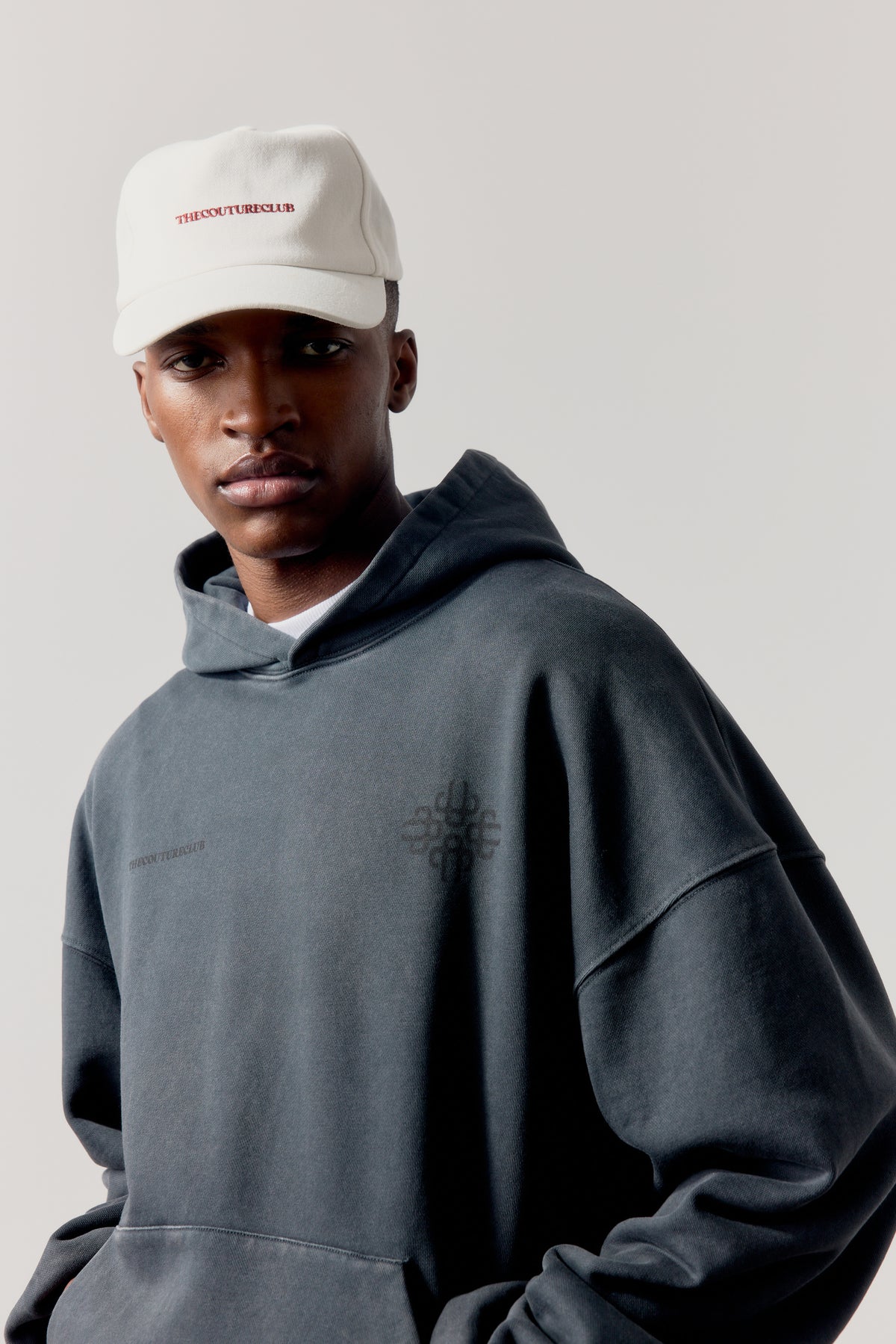 DOUBLE LAYER WASHED EMBLEM HOODIE - BLACK